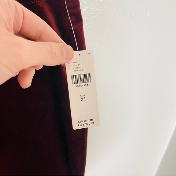 NEW Anthropologie Pilcro Pull-On Mid-Rise Retro Flare Velvet Jeans Chestnut - Picture 7 of 8